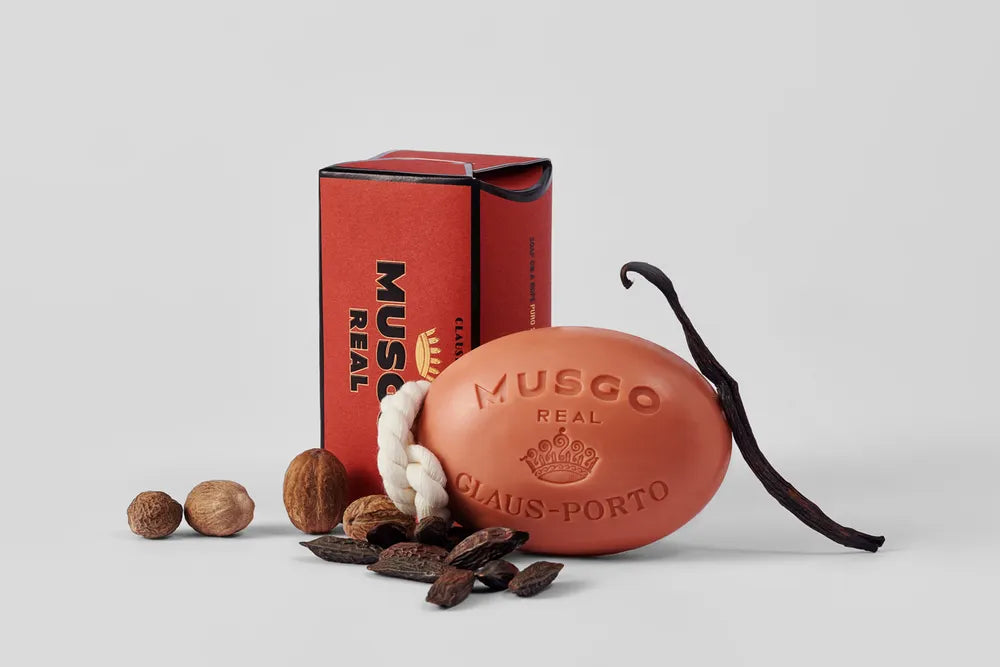 Musgo Real Soap on a Rope Sangue