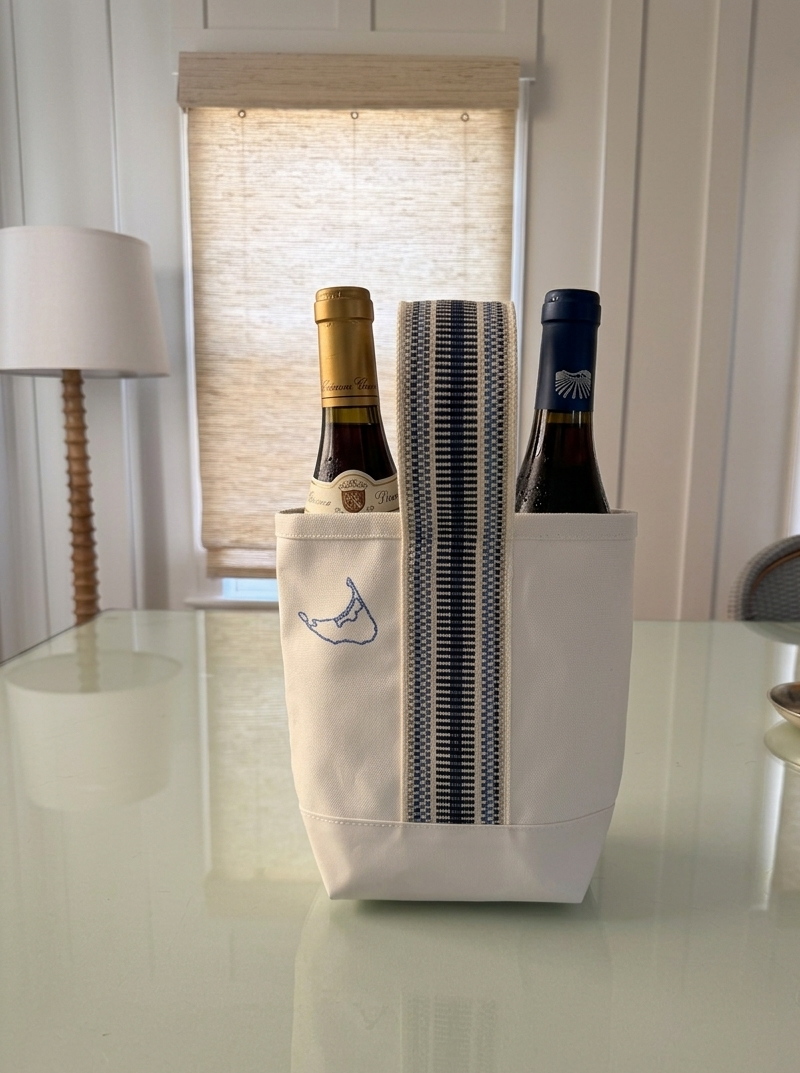 Wine Tote in Navy Check with Island