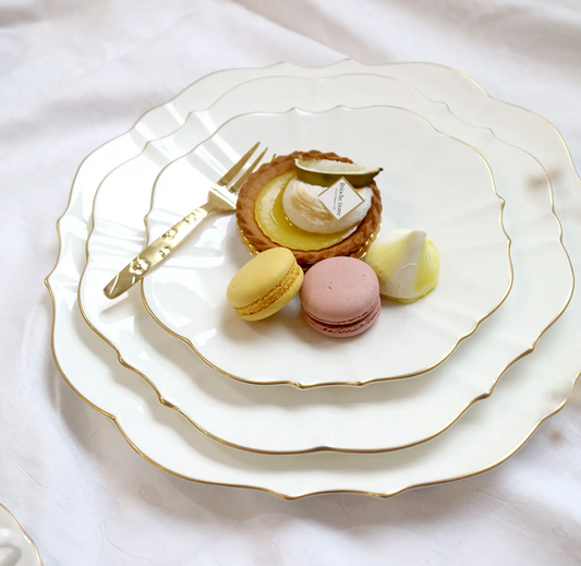 Amelie - Brushed Gold Rim - 8.5" Salad Plate