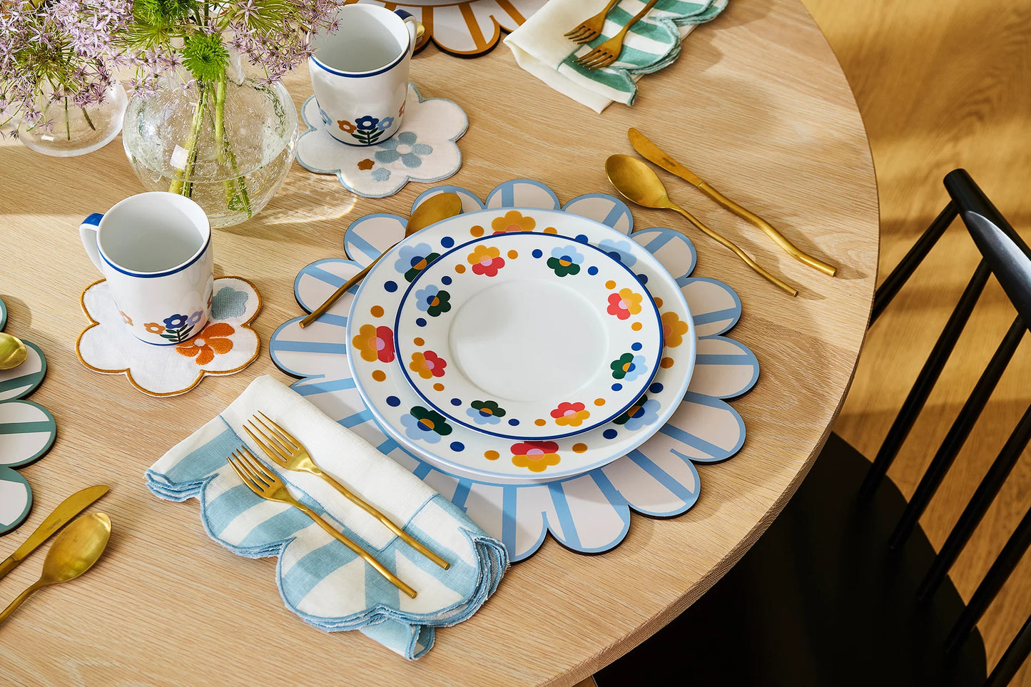 Floral Porcelain Dinner Plates (Set of 4)