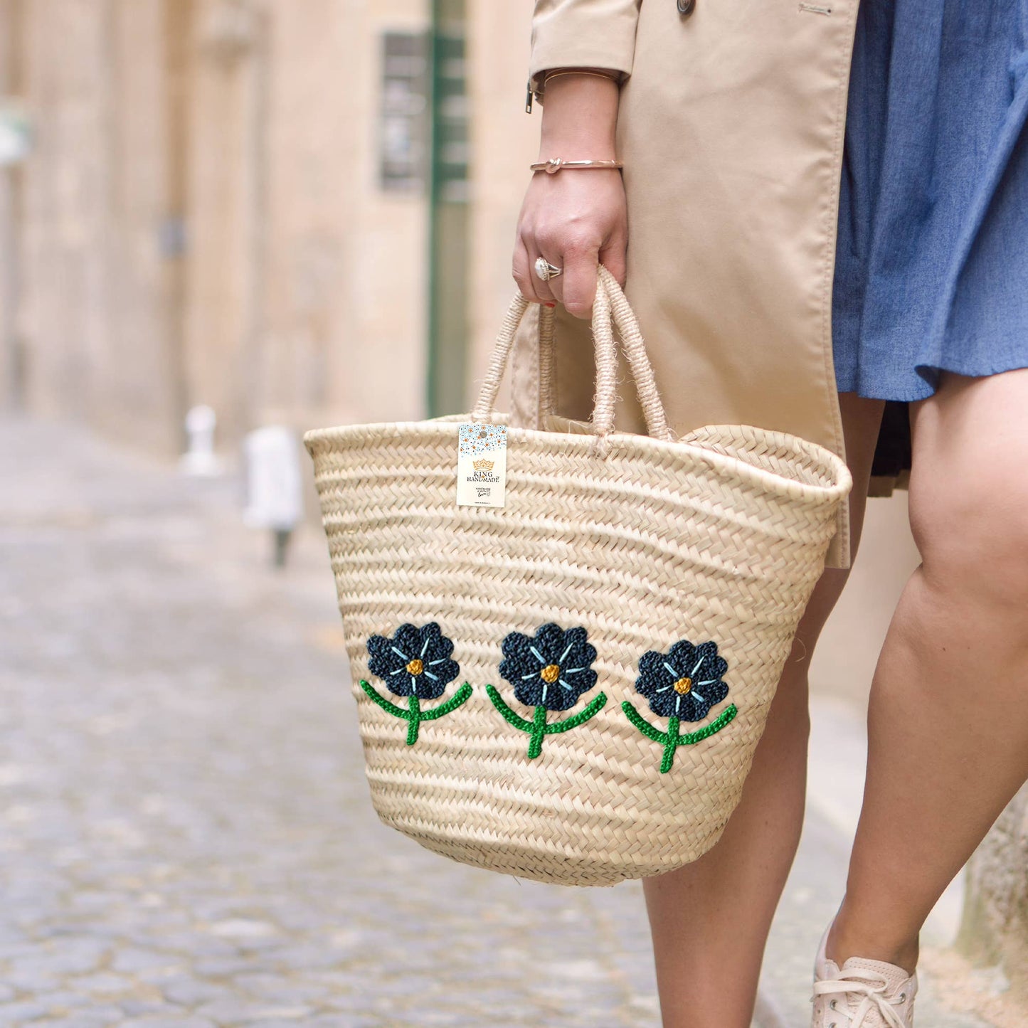 Handwoven Daisy Flower Basket - Stylish Summer bag: Medium
