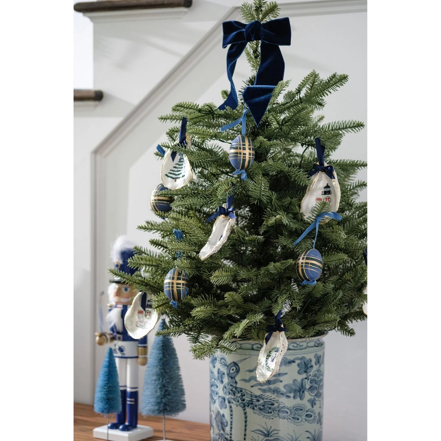 Navy Blue Velvet Bow - Set of 2