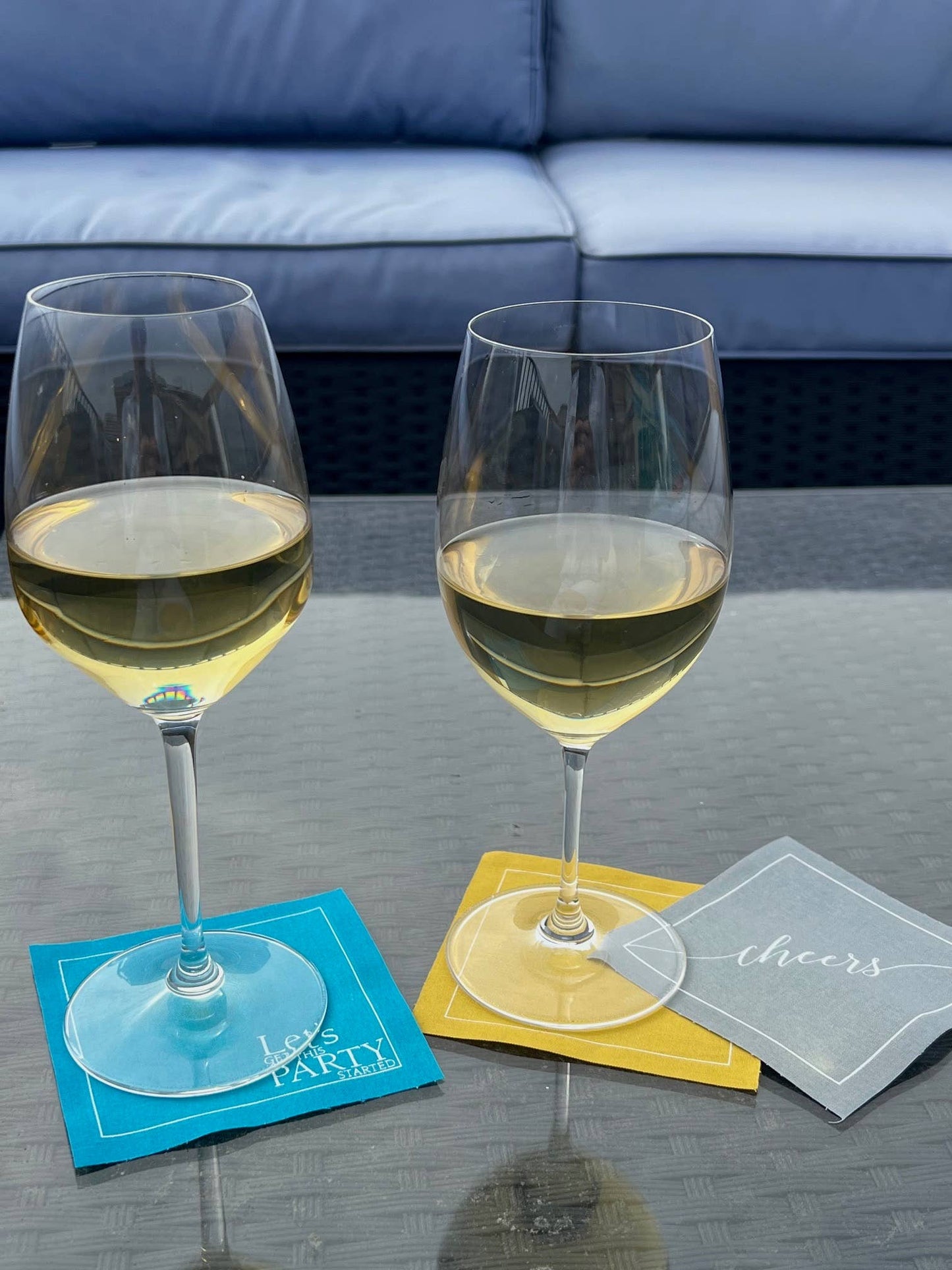 Real Teal Luxury Roll of Disposable Cotton Cocktail Napkins