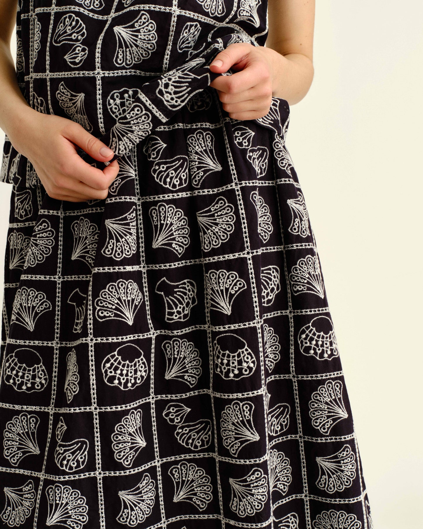 SU26 Celine Midi Skirt-Midnight Blue