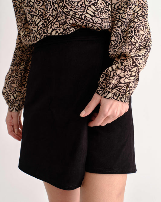 Elisa Skort-Noir
