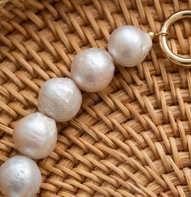 Large Pearl Necklace
