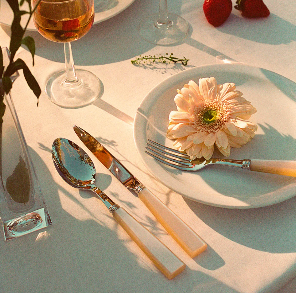 Icone Pearl Place Setting- Pearl
