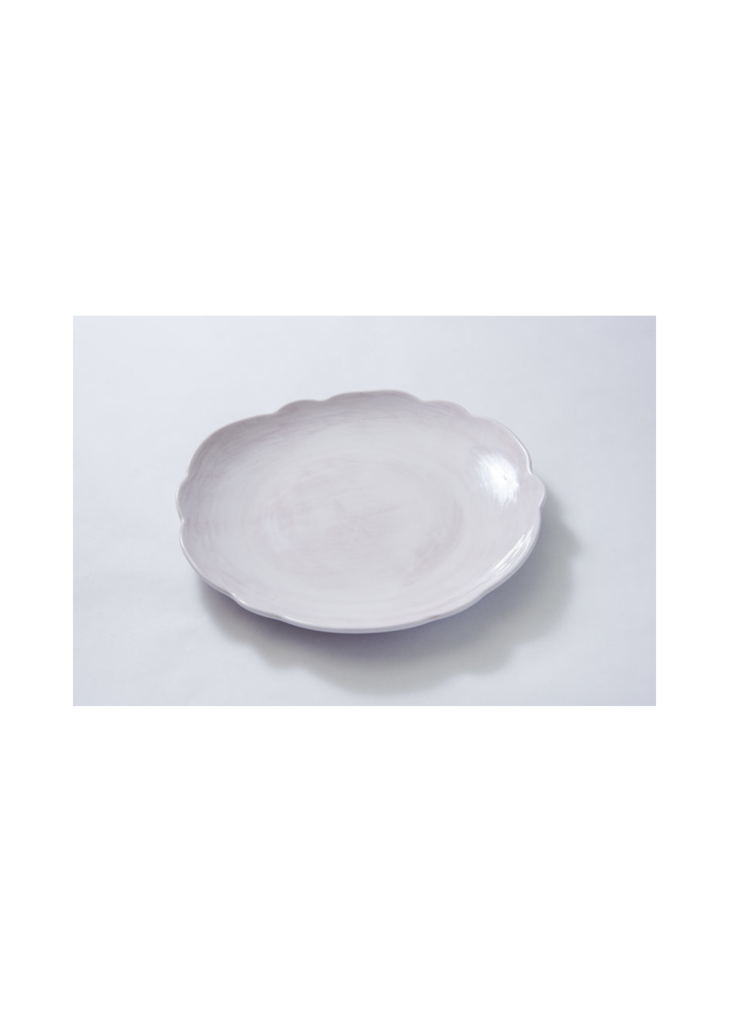 Scallop Dinner Plate 11"