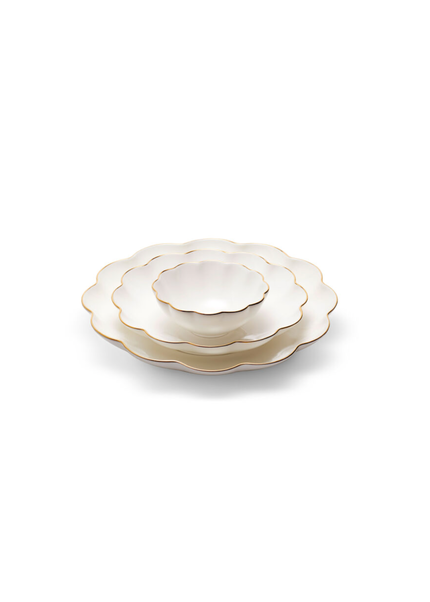 Scalloped Nesting Serving Dishes - Set of 3