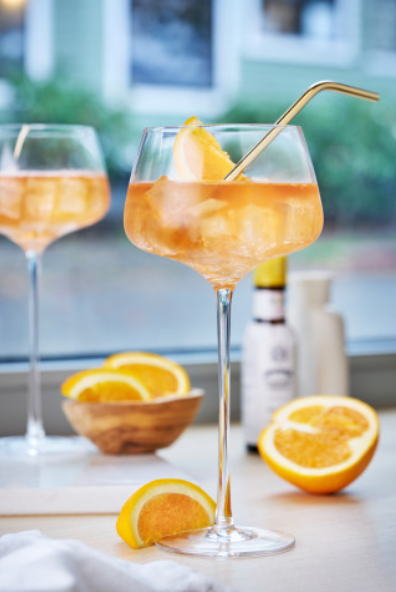 Raye™ Angles Crystal Stemmed Amero Spritz Glasses - Set of 2